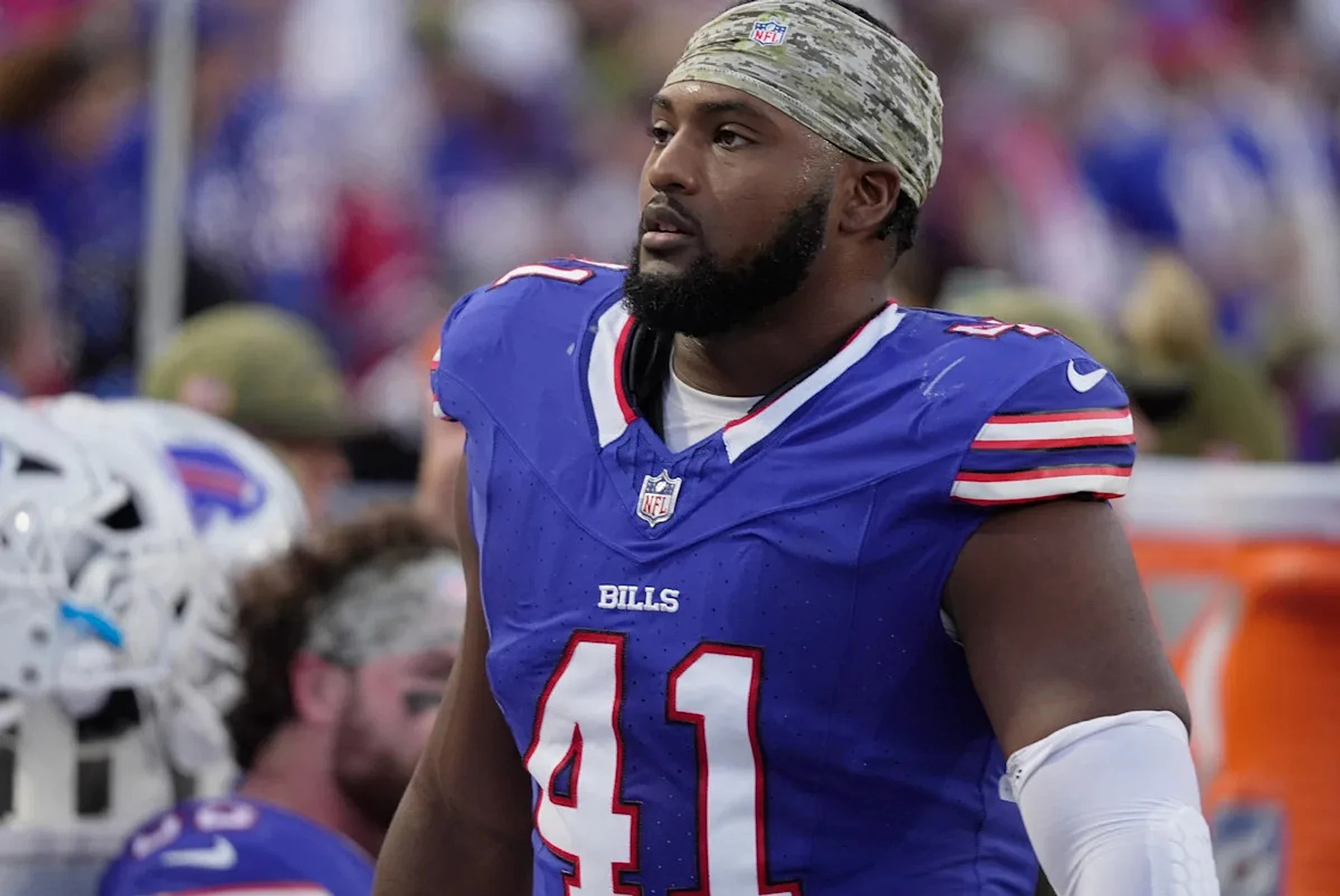 FB Reggie Gilliam taking notes from Patriots All-Dynasty player