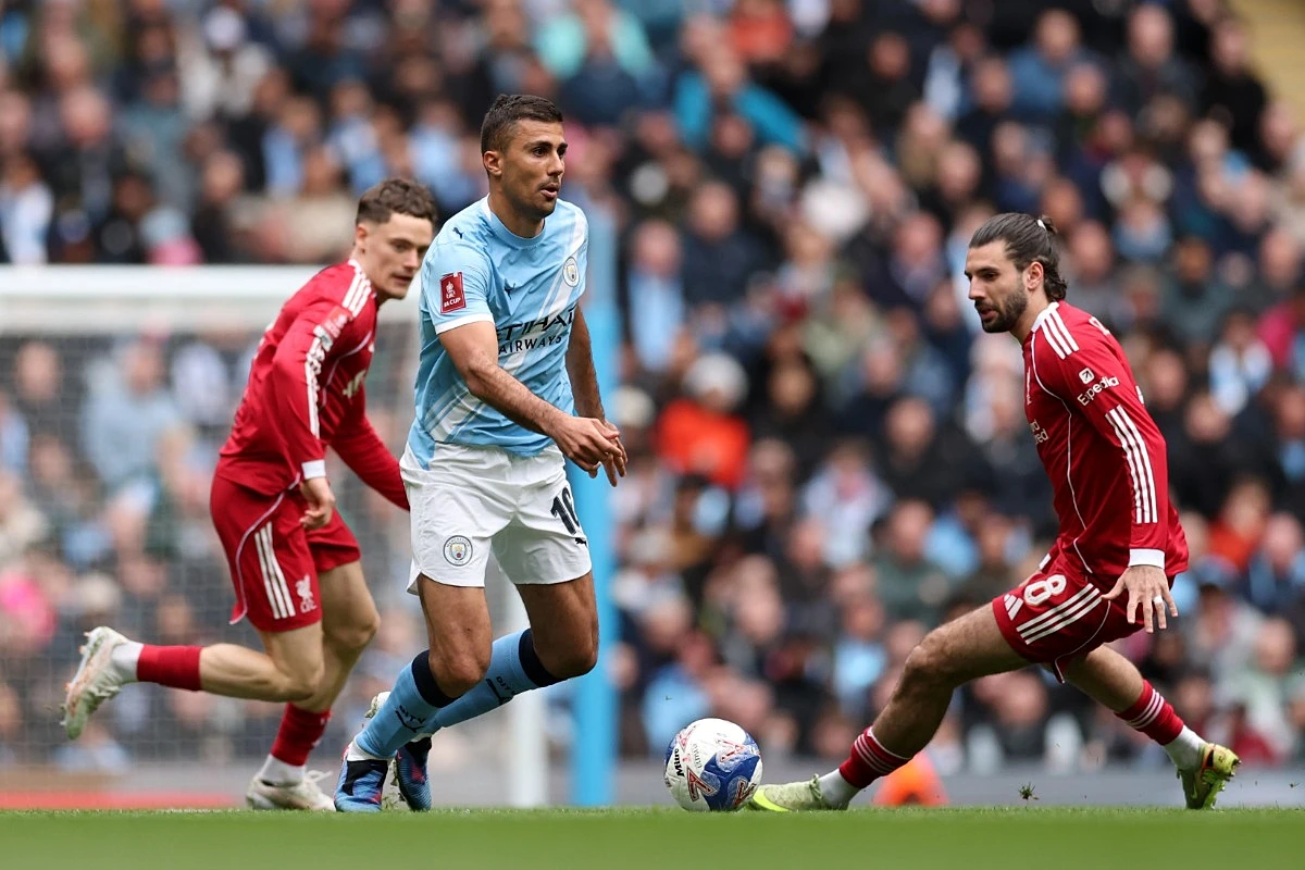 Two players remain under an injury cloud for Manchester City ahead of their clash with Crystal Palace