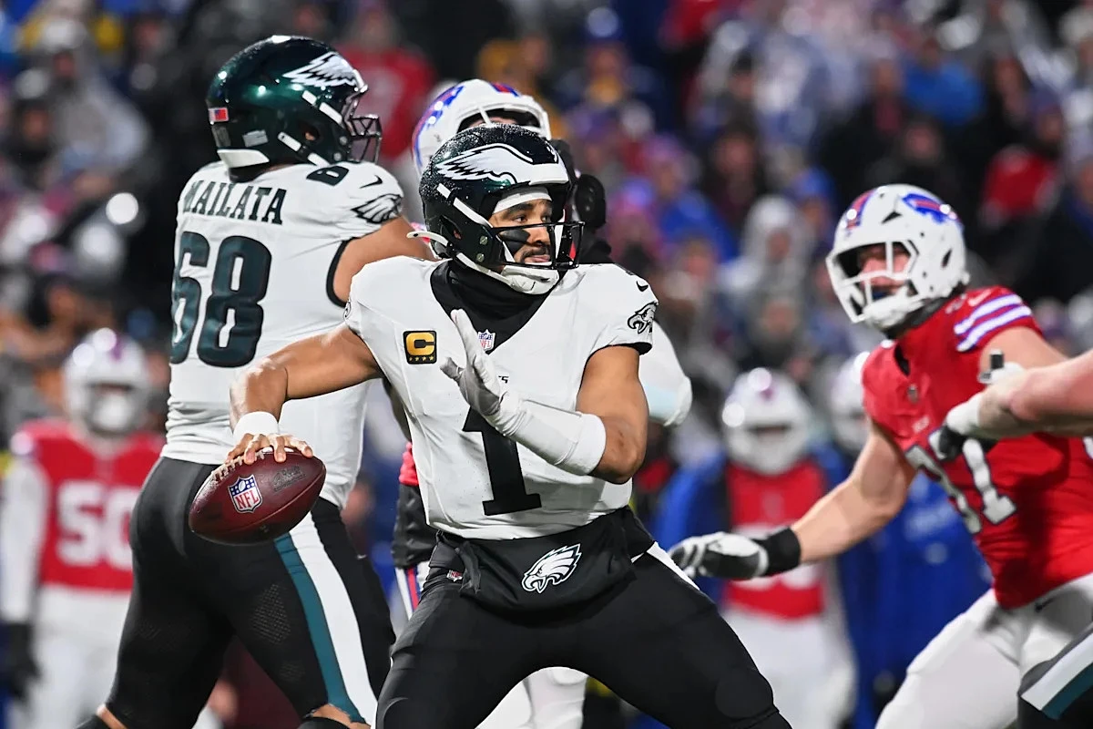 Troy Aikman says Jalen Hurts can handle any offensive system