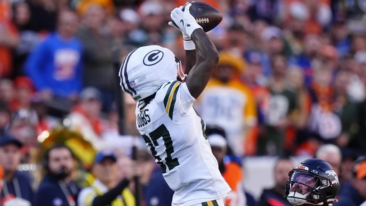 New Patriots Receiver Romeo Doubs Sends Drake Maye Message