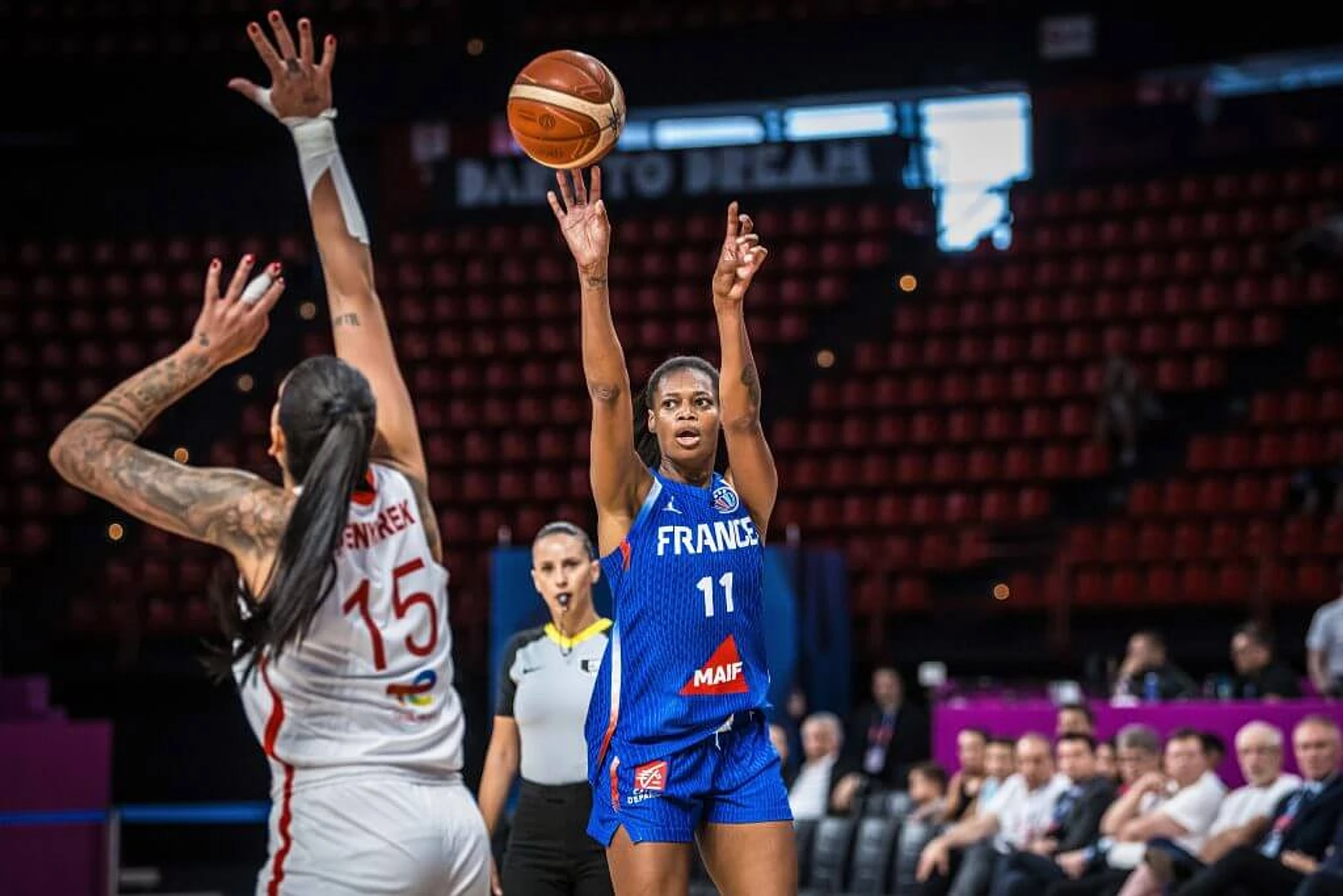 Phoenix Mercury clear Valeriane Ayayi, spotlighting issues when FIBA players join WNBA