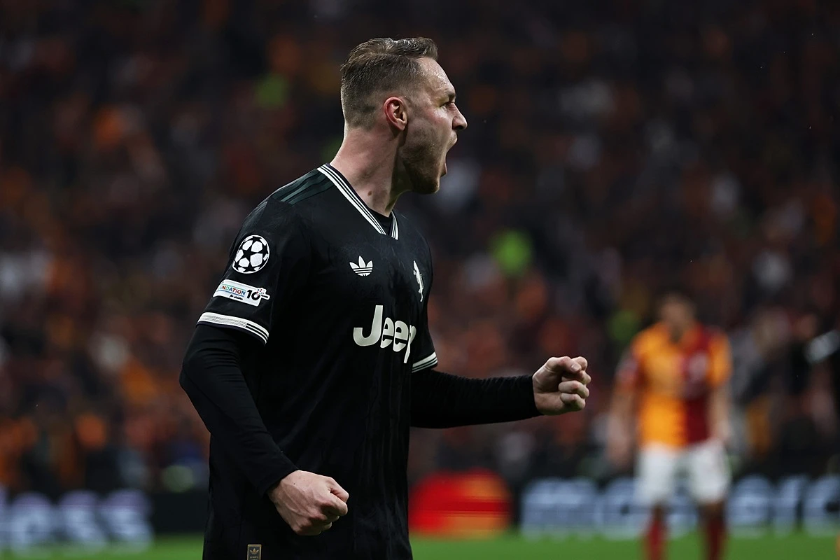 Juventus is hoping to make up to 35m euros from the sale of their flop