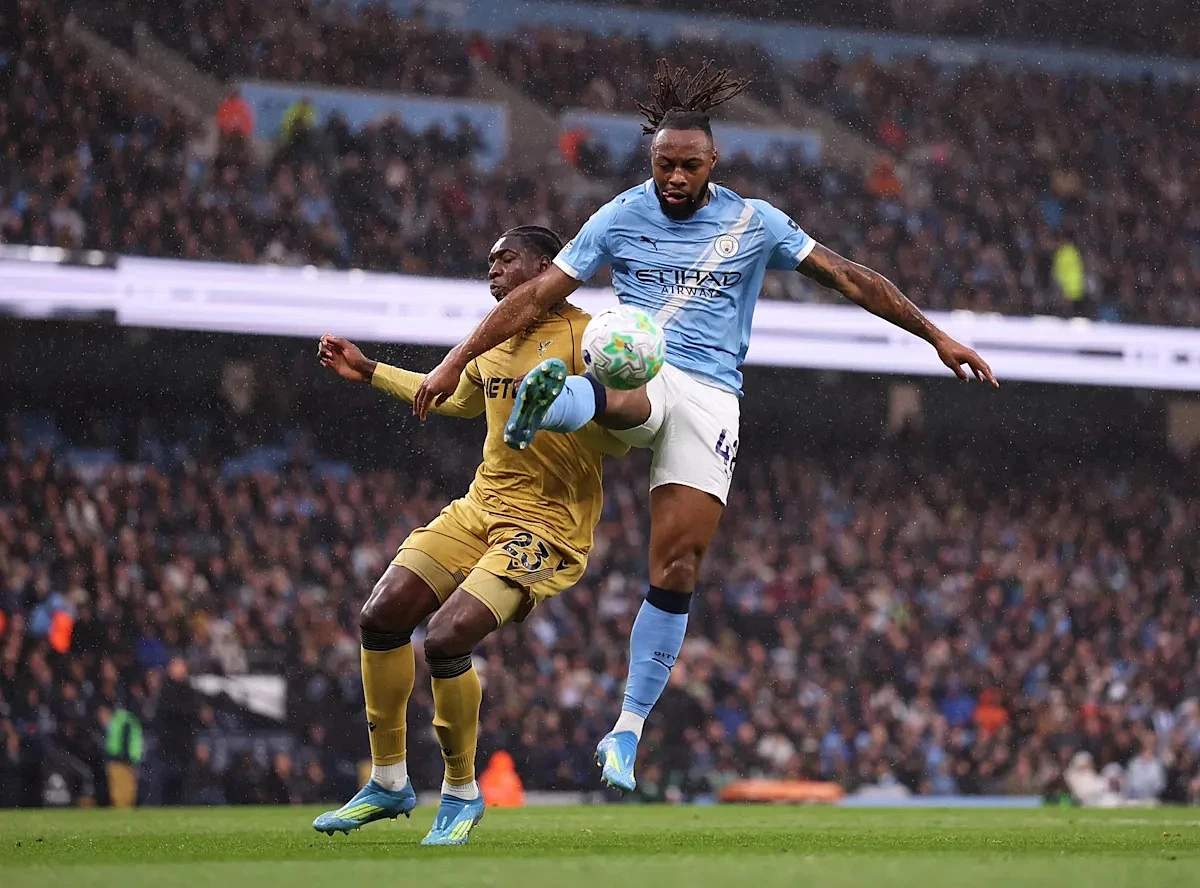 Manchester City 3-0 Crystal Palace: Clinical Sky Blues pile pressure on leaders Arsenal