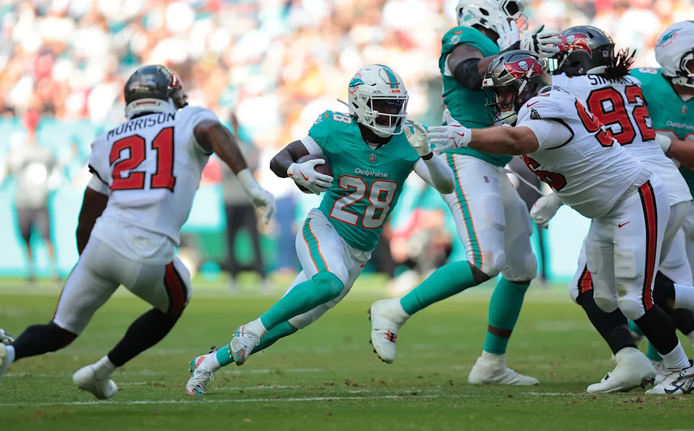 Dolphins and De'Von Achane commit to each other with new contract