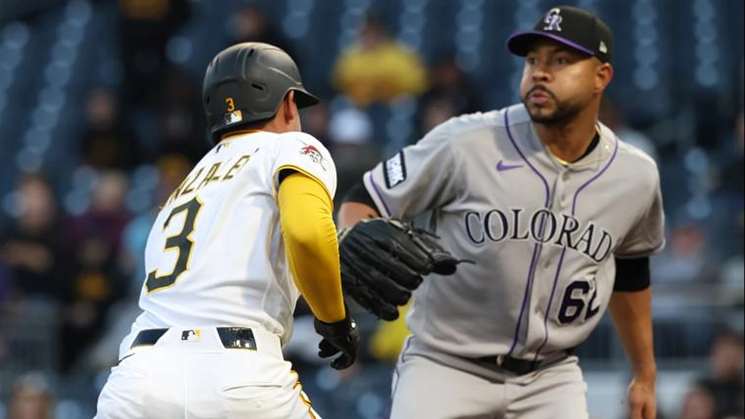How Pirates had most brilliant baserunning of MLB season, including drawing obstruction and running through 2nd base