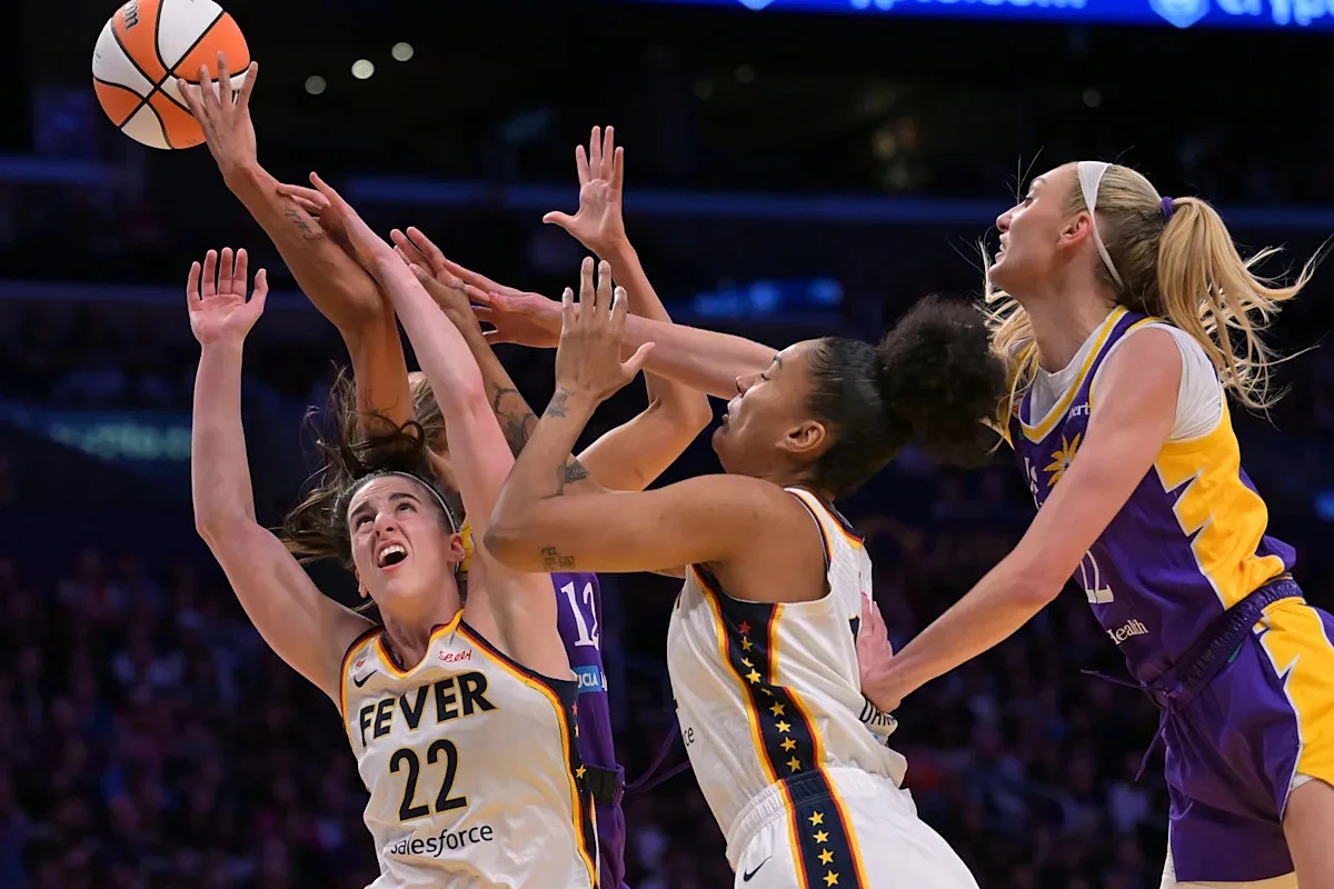 Caitlin Clark stats today in Indiana Fever vs LA Sparks WNBA game