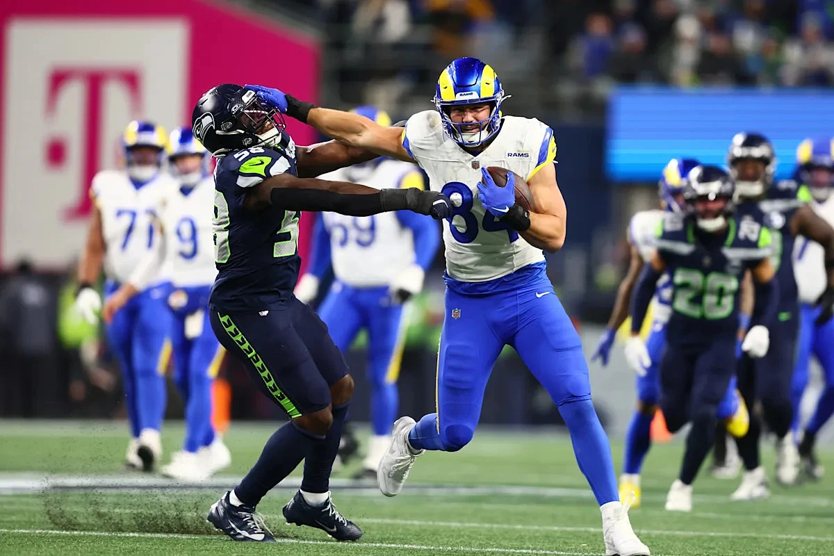 The Rams and Seahawks are the odds-on favorites to win the Super Bowl