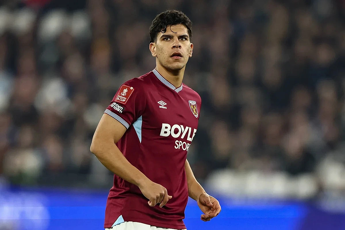 Arsenal Eye Premier League Gem as Midfield Evolution Begins
