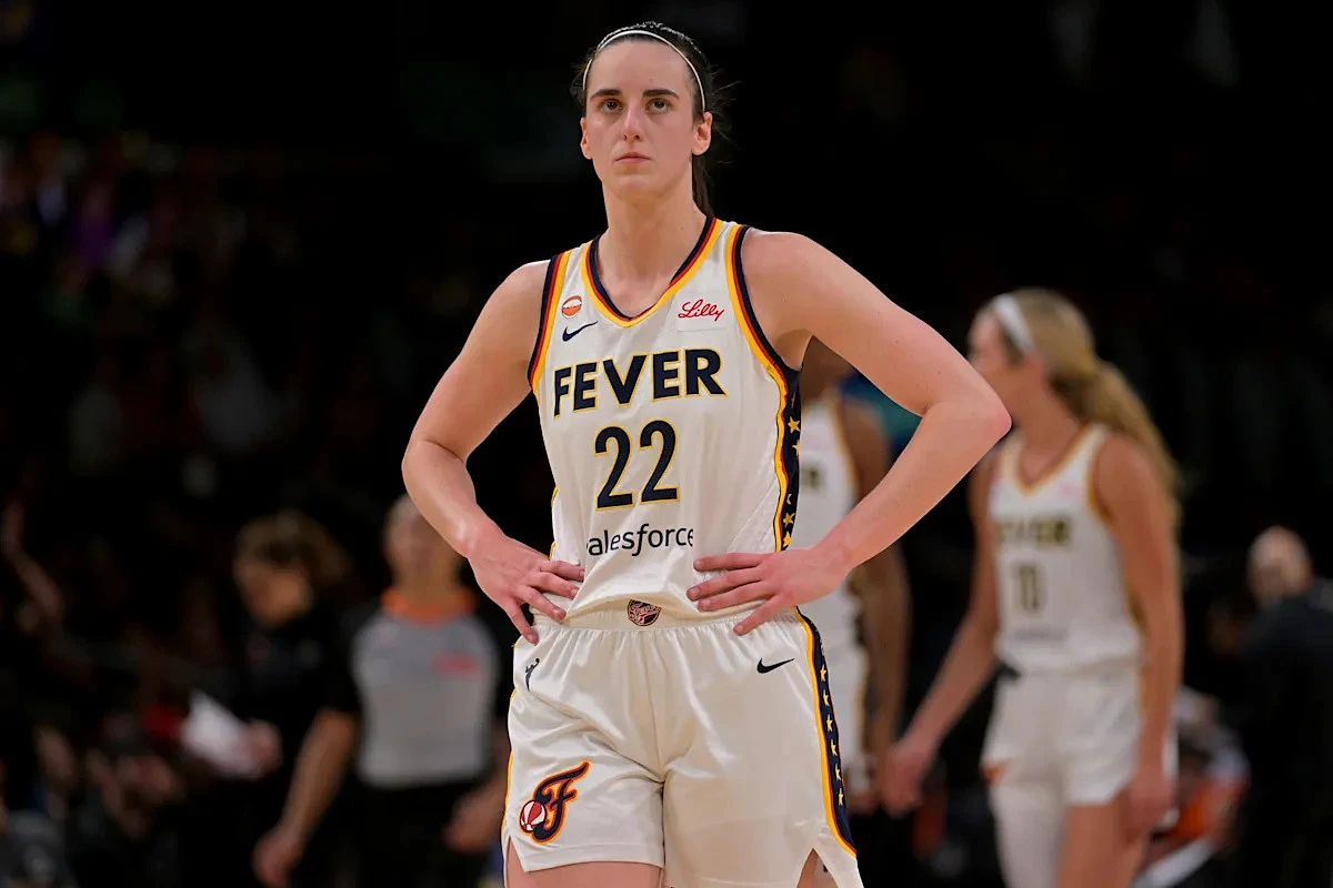 Fever's Caitlin Clark owns up after first tech of season: 'I deserved it'