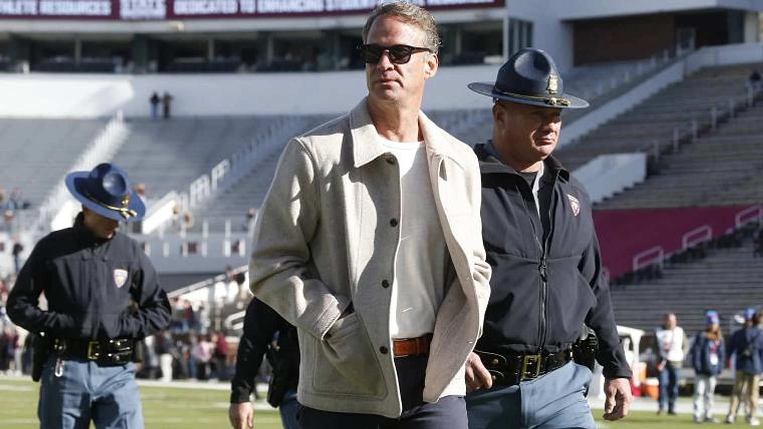 FOX Sports announcer slams Lane Kiffin says he's 'stupid' for Vanity Fair interview
