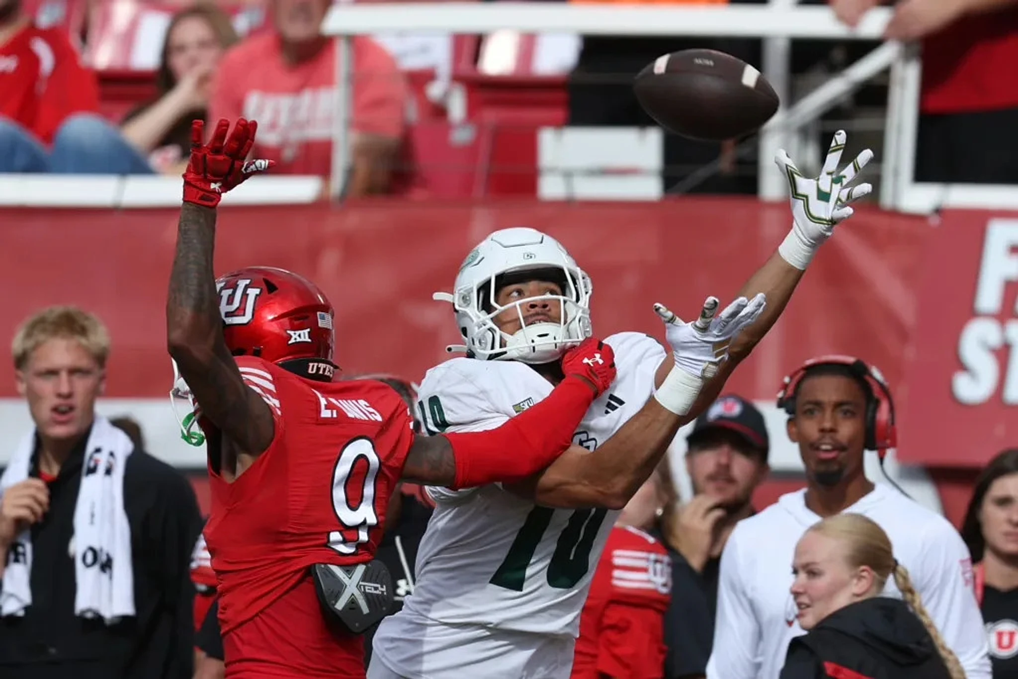 Seahawks cut ties with high-priced rookie for rare reason
