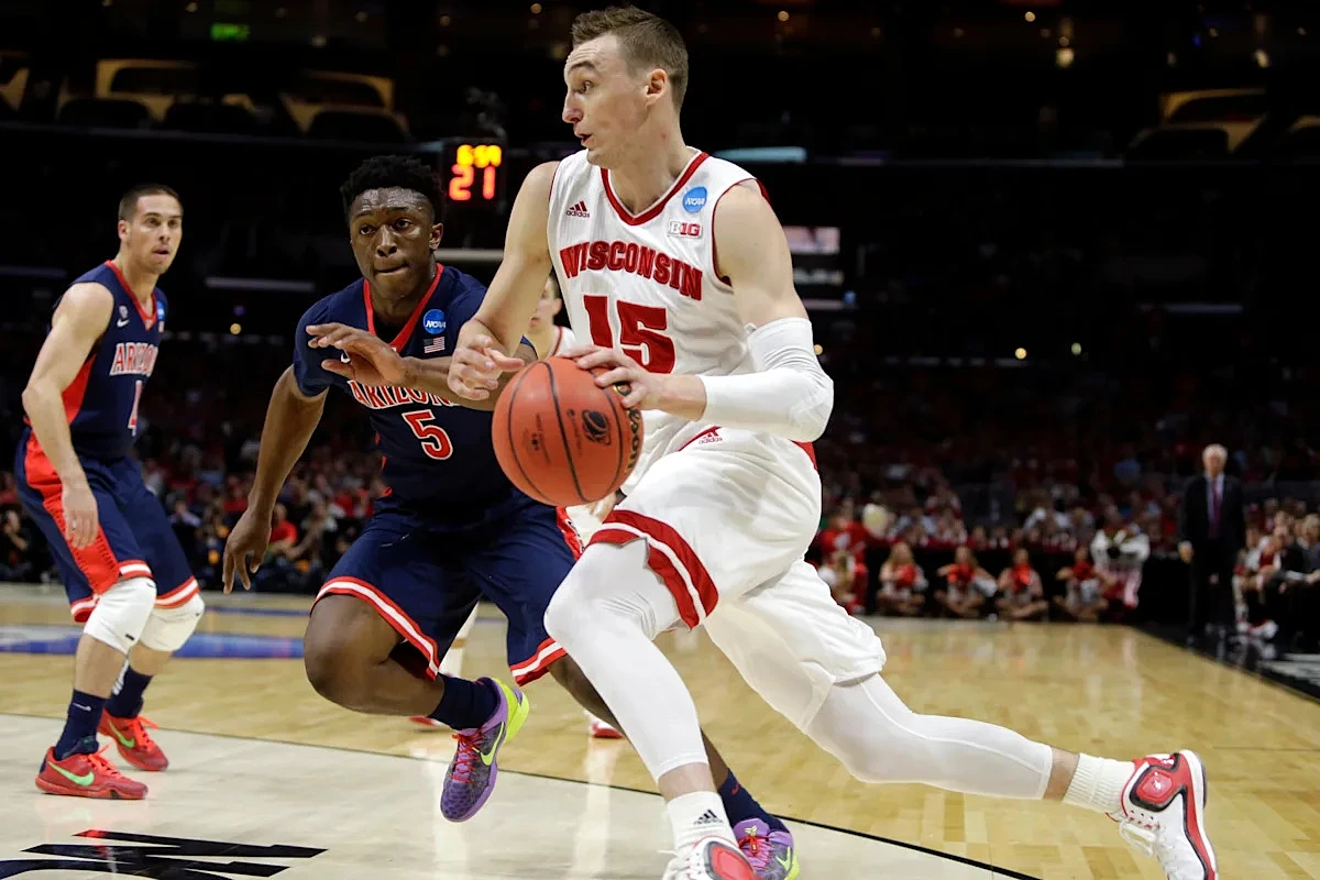 Sam Dekker lands assistant coaching job at NCAA Division I program
