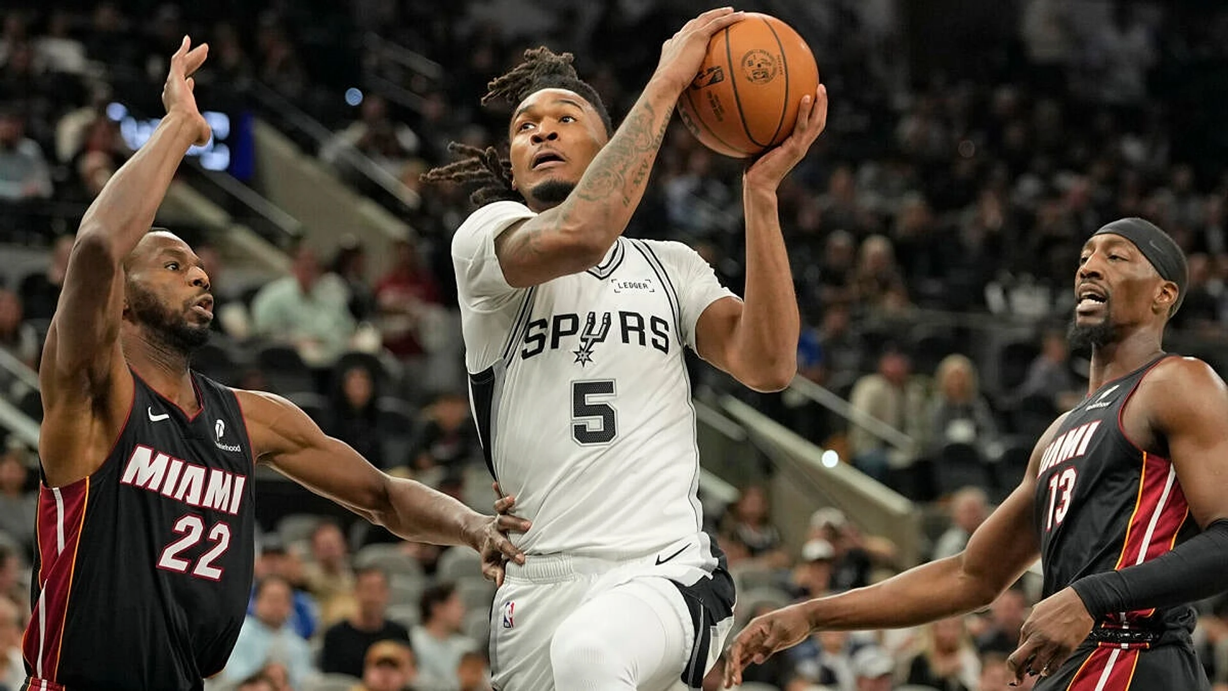 Today's top games to watch, best bets, odds: Game 6 of Spurs vs. Timberwolves, MLB and more