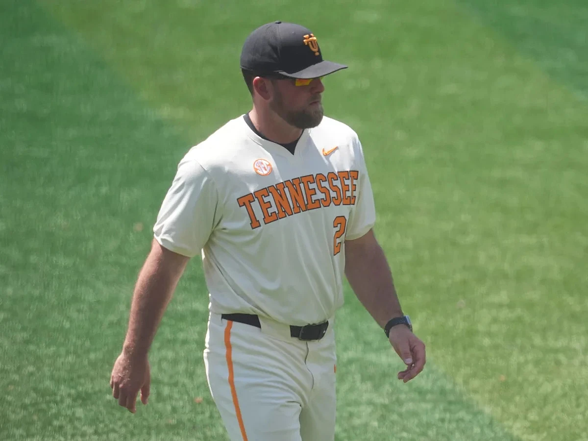 Tennessee baseball vs Oklahoma Game 2 enters lightning delay