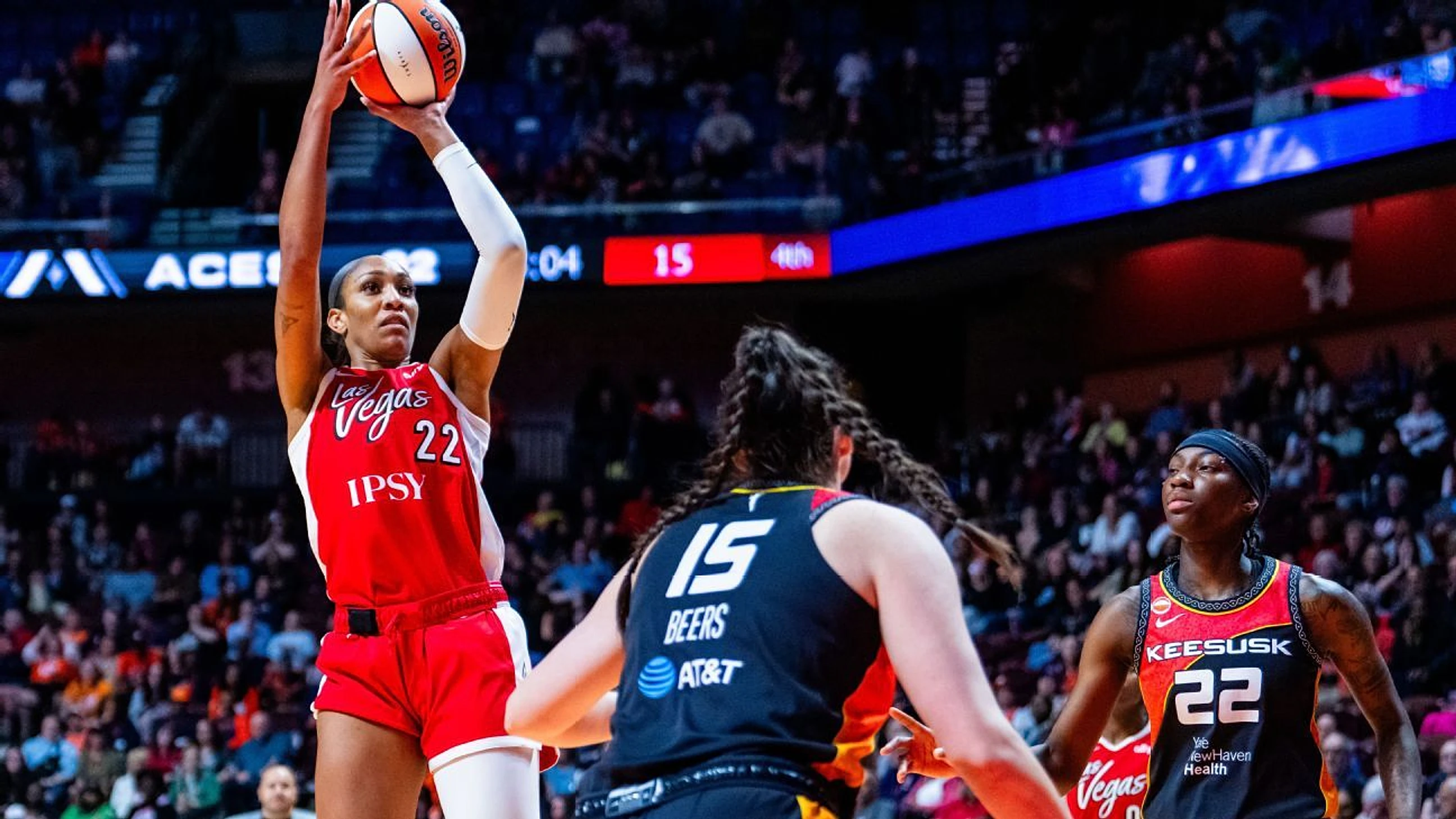 Wilson torches Sun for 45 as Aces win 3rd straight...