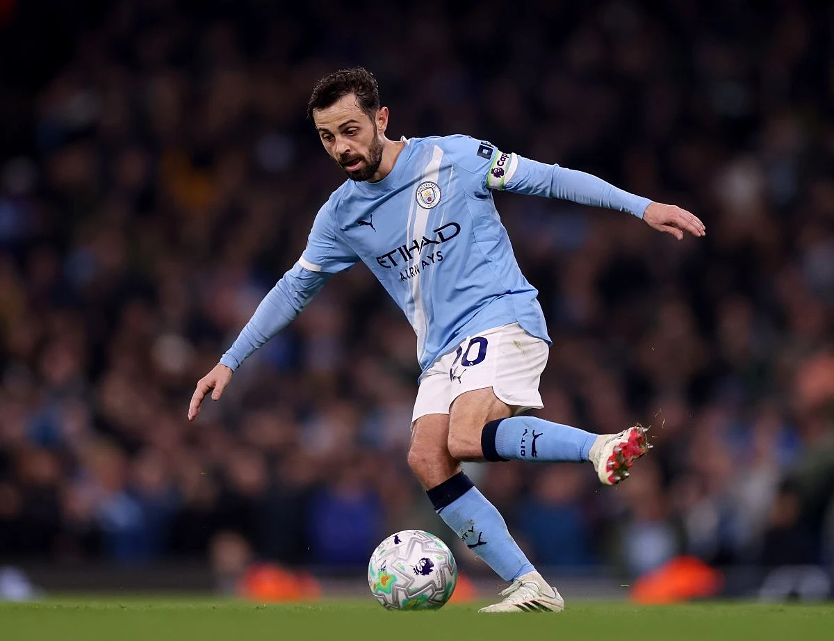 Morning papers: Bernardo Silva picks Juventus as Milan face crisis summit