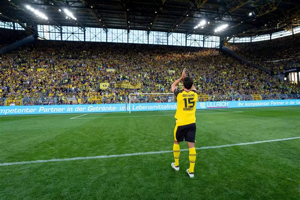 Borussia Dortmund 25-26 Home Jersey #15 Hummels #7 Bellingham #37 Campbell detail 7