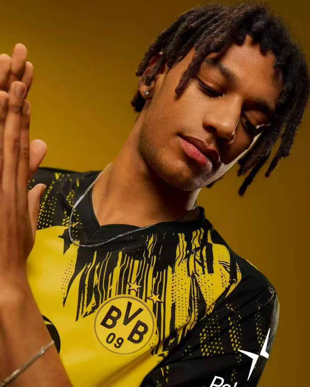 Borussia Dortmund 25-26 Home Jersey #15 Hummels #7 Bellingham #37 Campbell detail 9